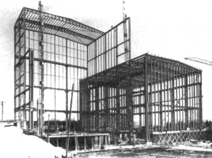 Baudour : construction de la première centrale électrique (vers 1959) - Chaufferie et salle des machines.
