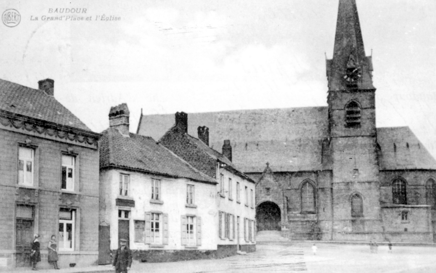 Baudour : La Grand'Place et l'Eglise.