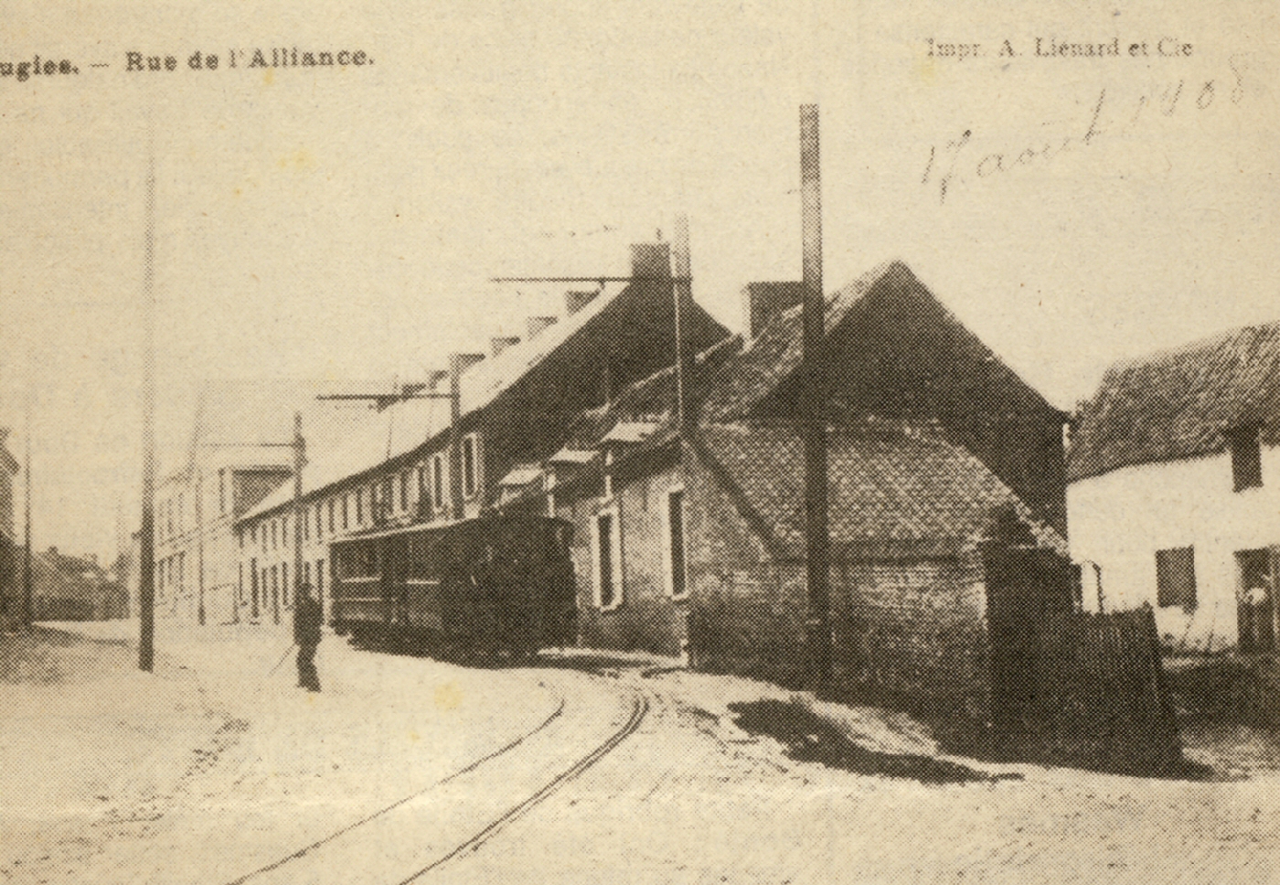 Eugies : Rue de l'Alliance vers 1908 qui deviendra rue Royale en 1912 puis rue Albert Ier en 1920.