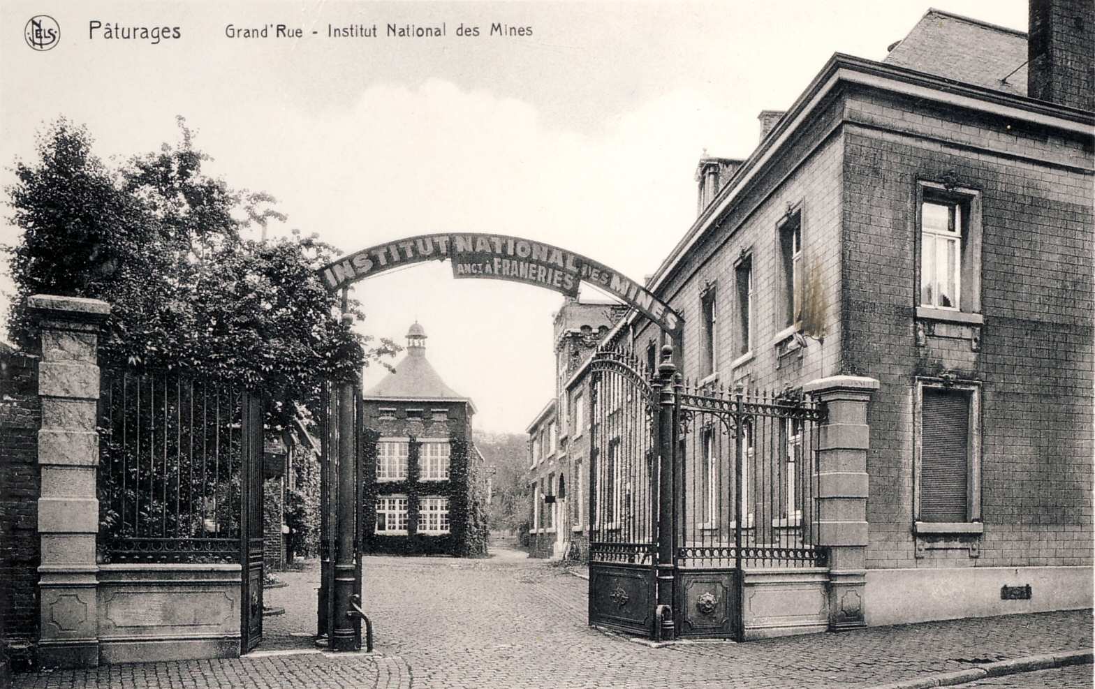 Pâturages : Grand'Rue - Institut National des Mines.
