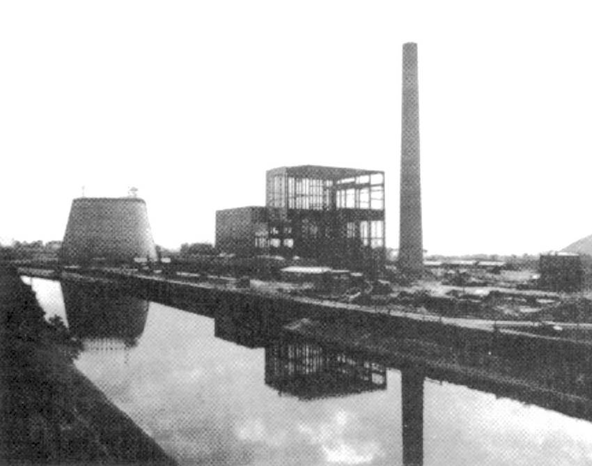 Baudour : construction de la première centrale électrique (vers 1959)