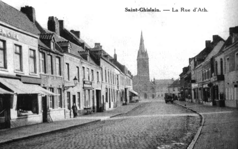 Saint-Ghislain : Rue d'Ath. C'est l'amplacement de la porte d'Ath dans les anciennes fortifications qui a donné le nom à cette rue.