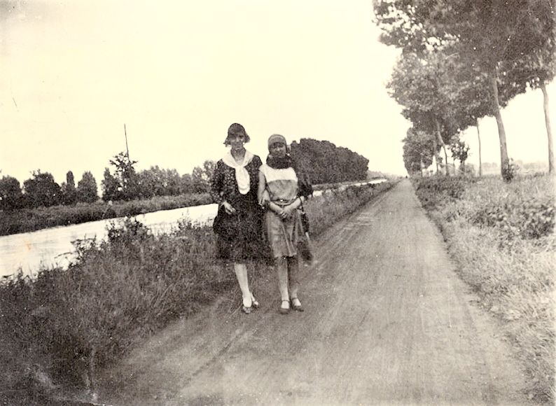 Canal entre Herbièrre et St-Ghislain (1939).