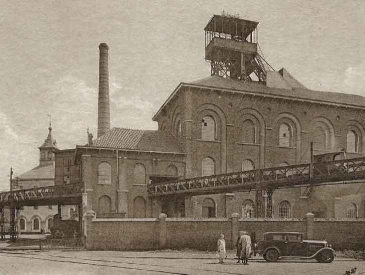 Hornu : Le charbonnage du Grand-Hornu entre 1900 et 1910.