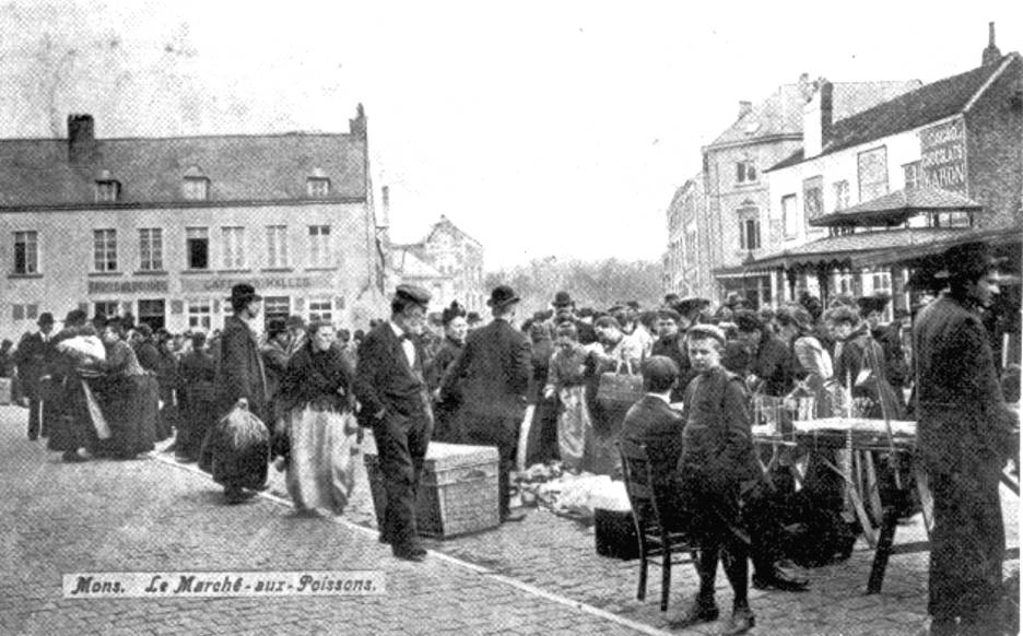 Mons : le Marché aux Poissons faisait place certains jours au marché aux puces.